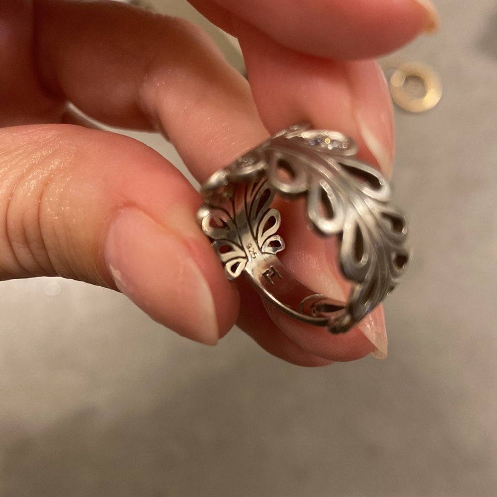 Silver ring - Picture 4 of 4